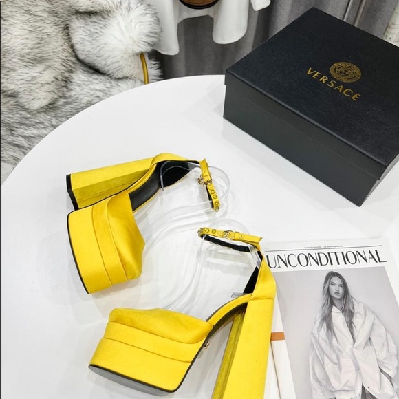 Yellow Platform Luxury size 8.5 Heels - Picture 8 of 11